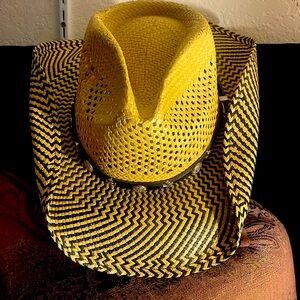 Unisex Straw Cowboy Hats size Small, form fitted sides, tan and black